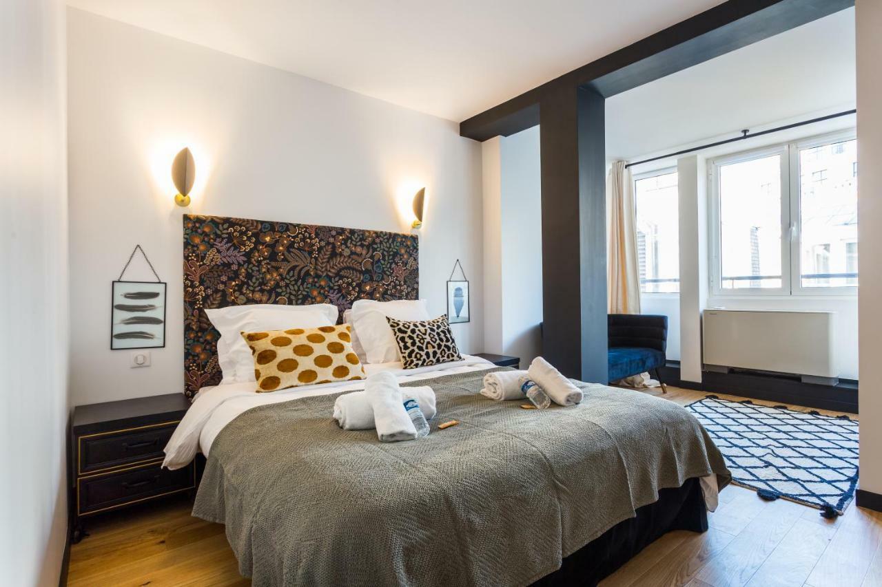 Cmg Champs Elysees - Boetie 4df * Paris